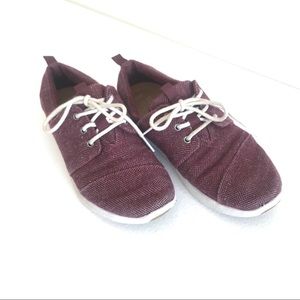 TOMS Black Cherry Poly Canvas Sneakers Size 5.5